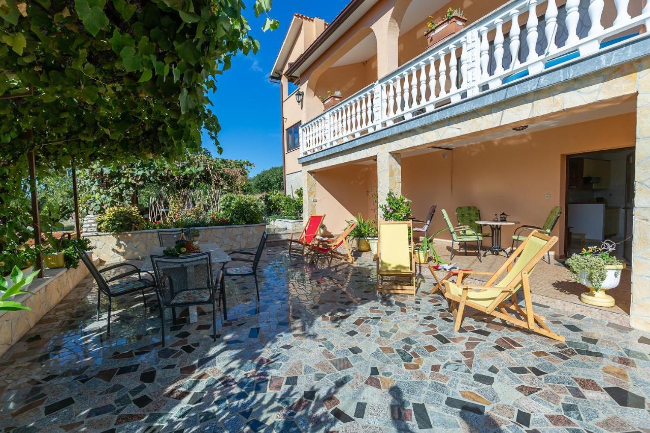 Apartments Alice Green Oasis - Poreč Eksteriør bilde