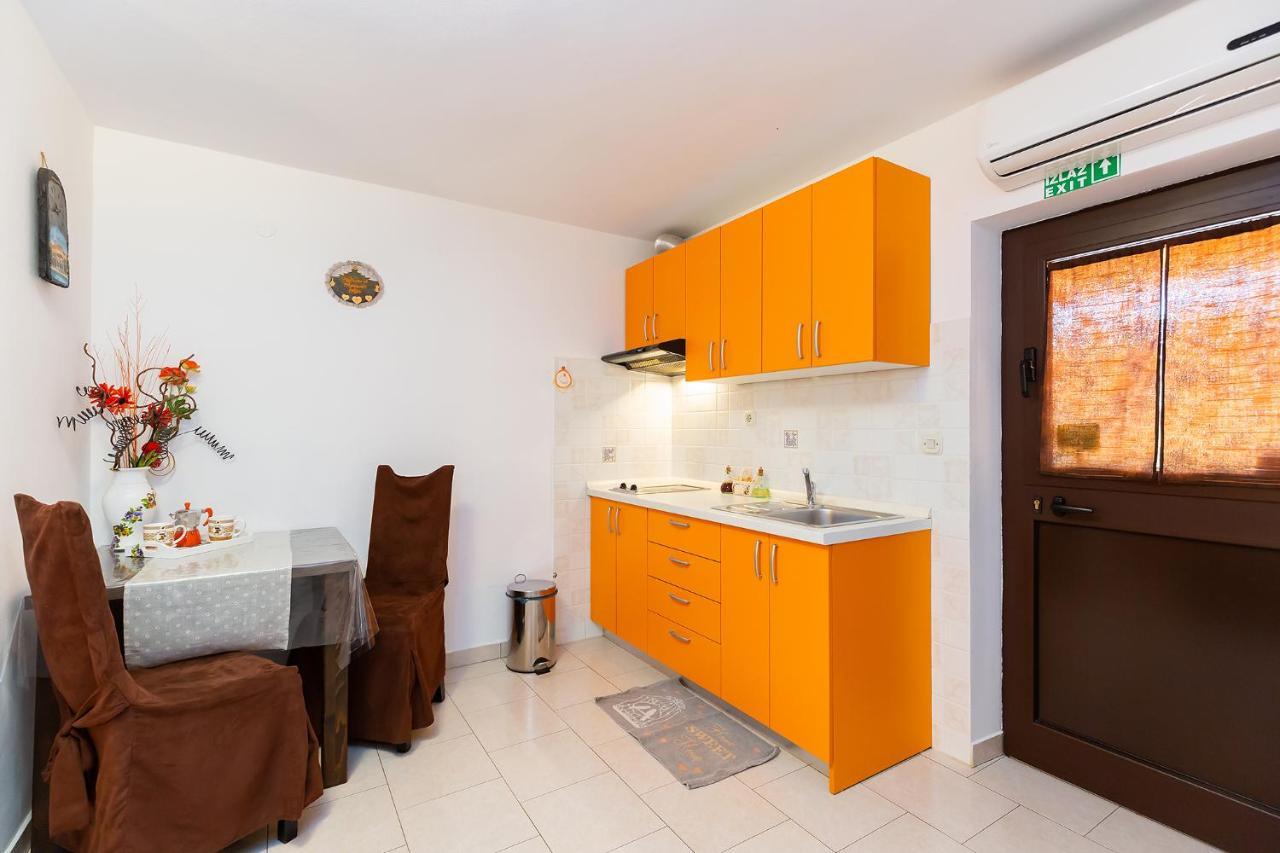 Apartments Alice Green Oasis - Poreč Eksteriør bilde